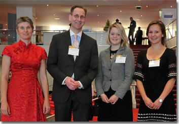 An Innovative Truth - Congresorganisator Roel Croes, mede-oprichter en bestuurslid Stichting GreenICT, met team An Innovative Truth III